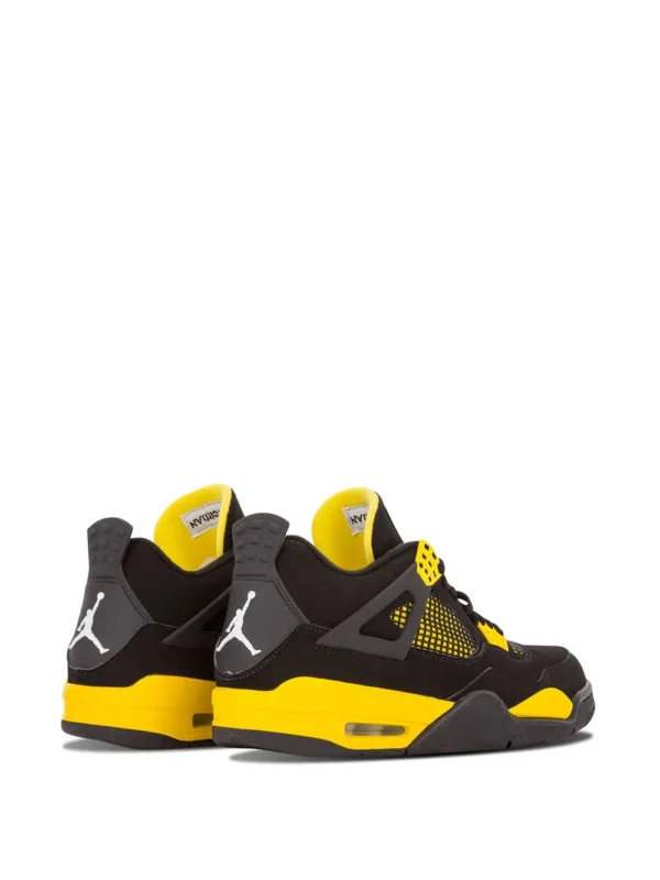 Air Jordan 4 Retro Thunder sneakers - Image 3