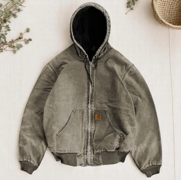 Vintage J130 Carhartt Active Jacket - Image 5